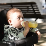 Niemowlęta<BR> nie powinny pić soków