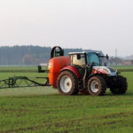 Jak skutecznie kontrolować import środków ochrony roślin?